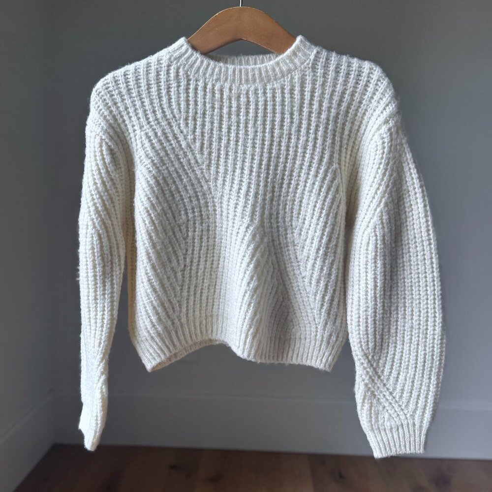 Zara Kids Cream Fuzzy Cable Knit Sweater Size 11–12